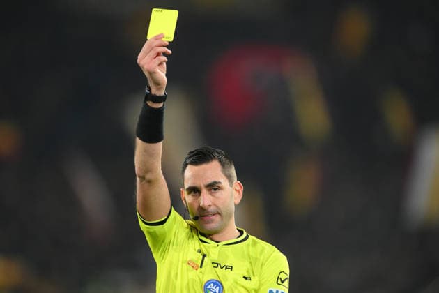 25th January 2026, Stadio Olimpico, Rome, Italy; Serie A Football; Roma versus AC Milan; referee Andrea Colombo issues a yellow card  AllShotLive