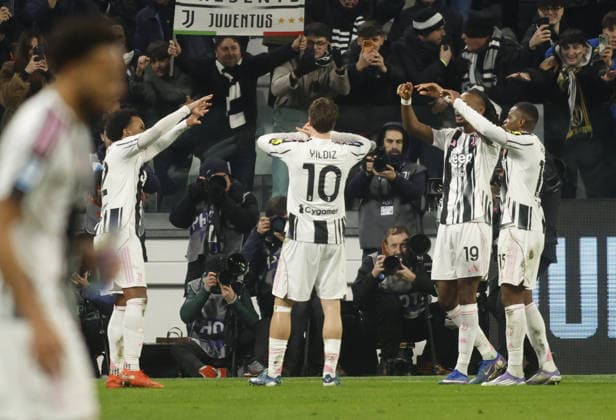 CALCIO - Serie A - Juventus FC vs SSC Napoli Kenan Yildiz of Juventus FC celebrating with team mates after a goal during the Italian Serie A, 2025 2026 season football match between Juventus FC and SSC Napoli on 25 January 2026 at Allianz Stadium,Turin, Italy. Photo Nderim KACELI Turin Italy  Copyright: xIPAxSport ABACAx
