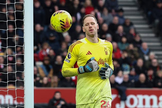 Brentford v Nottingham Forest, Premier League Matz Sels of Nottingham Forest during the Brentford v Nottingham Forest Premier League match at the Gtech Community Stadium, London, England on 25 January 2026 Credit: Ian Stephen Every Second Media Editorial use only. All images are copyright Every Second Media Limited. No images may be reproduced without prior permission. All rights reserved. Premier League and Football League images are subject to licensing agreements with Football DataCo Limited. see https: www.football-dataco.com Copyright: xIMAGO EveryxSecondxMediax ESM-1772-0098 IanxStephenx xEveryxSecondxMediax