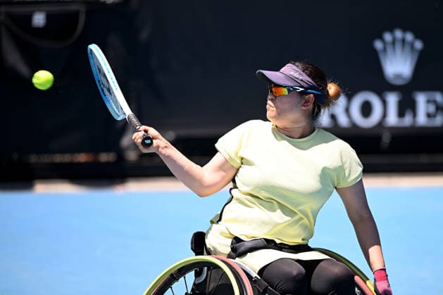TENNIS AUSTRALIAN OPEN, Saki Takamuro of Japan in action during her 1st round wheelchair singles match against compatriot Momoko Ohtani on day 9 of the 2026 Australian Open tennis tournament at Melbourne Park in Melbourne, Monday, January 26, 2026. ( NO ARCHIVING MELBOURNE VICTORIA AUSTRALIA  Copyright: xJAMESxROSSx 20260126159516480313