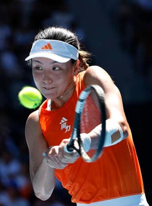 TENNIS AUSTRALIAN OPEN, Xinyu Wang of China in action during the Women™s 4th round match against Amanda Anisimova of USA on day 9 of the 2026 Australian Open tennis tournament at Melbourne Park in Melbourne, Monday, January 26, 2026. ( NO ARCHIVING MELBOURNE VICTORIA AUSTRALIA  Copyright: xROBxPREZIOSOx 20260126193147227164
