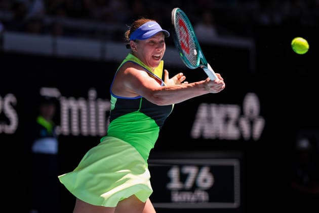 Amanda Anisimova during her fourth round match Australian Open tennis tournament, Day Nine, Melbourne Park, Australia - 26 Jan 2026Melbourne Melbourne Park Victoria (VIC) Australia  Copyright: xEllaxLing Shutterstockx 16403642m
