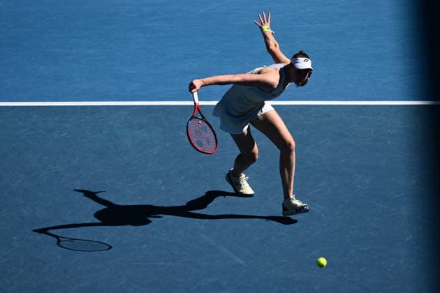 TENNIS AUSTRALIAN OPEN, Elena Rybakina of Kazakhstan in action during the Women™s 4th round match against Elise Mertens of Belgium on day 9 of the 2026 Australian Open tennis tournament at Melbourne Park in Melbourne, Monday, January 26, 2026. ( NO ARCHIVING MELBOURNE VICTORIA AUSTRALIA  Copyright: xJOELxCARRETTx 20260126112697820563