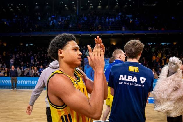 Basketball Berlin 25.01.2026 Saison 2025 2026 EasyCredit BBL 1. Bundesliga Männer, Herren Alba Berlin - BMA365 Bamberg Baskets Jack Kayil (Alba Berlin, No.07) Jubel *** Basketball Berlin 25 01 2026 Season 2025 2026 EasyCredit BBL 1 Bundesliga Men, Men Alba Berlin BMA365 Bamberg Baskets Jack Kayil Alba Berlin, No 07 Jubel