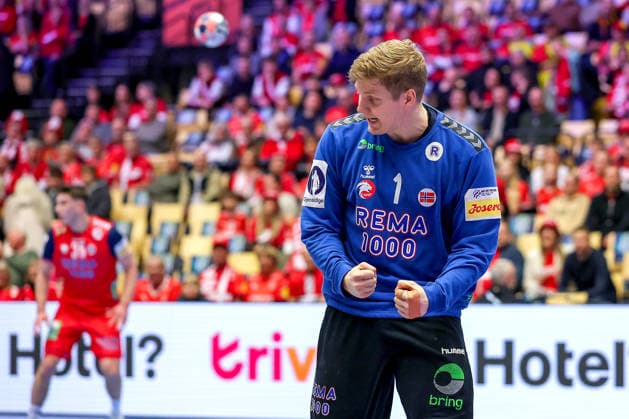 26.01.2026, Handball, Men s EHF EURO 2026, Norwegen - Portugal, Jyske Bank Boxen in Herning, Dänemark, Main Round: Robin Paulsen Haug (Norway 01) jubelnd Dänemark