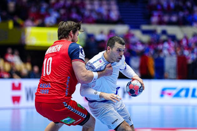 Vetle Roenningen (Norwegen, 10), Rui Silva (Portugal, 14) DEN, Portugal vs. Norwegen, Handball, EHF Europameisterschaft 2026, Hauptrunde, Spieltag 3, 26.01.2026 DEN, Portugal vs. Norwegen, Handball, EHF Europameisterschaft 2026, Hauptrunde, Spieltag 3, 26.01.2026 Herning Copyright: xEibner-Pressefoto MarcelxvonxFehrnx EP_MFN