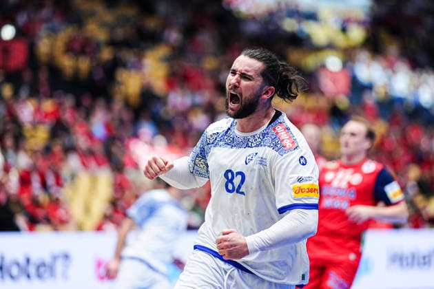 Torjubel Luis Frade (Portugal, 82) DEN, Portugal vs. Norwegen, Handball, EHF Europameisterschaft 2026, Hauptrunde, Spieltag 3, 26.01.2026 DEN, Portugal vs. Norwegen, Handball, EHF Europameisterschaft 2026, Hauptrunde, Spieltag 3, 26.01.2026 Herning Copyright: xEibner-Pressefoto MarcelxvonxFehrnx EP_MFN