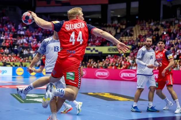 26.01.2026, Handball, Men s EHF EURO 2026, Norwegen - Portugal, Jyske Bank Boxen in Herning, Dänemark, Main Round: Kevin Maagero Gulliksen (Norway 44) Dänemark *** 26 01 2026, Handball, Men s EHF EURO 2026, Norway Portugal, Jyske Bank Boxen in Herning, Denmark, Main Round Kevin Maagero Gulliksen Norway 44 Denmark