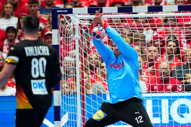 European Men s Handball Championship: Denmark - Germany Denmarks goalkeeper Emil Nielsen makes a save in front of Germanys Jannik Kohlbacher during the EHF Euro 2026 main round men s handball match between Denmark and Germany at Jyske Bank Boxen in Herning, Monday, January 26, 2026. (Photo: Bo Amstrup Scanpix 2026) , Herning Denmark Copyright: BoxAmstrupx spdk20260126-210001-L