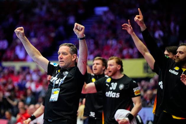 European Men s Handball Championship: Denmark - Germany Germanys coach Alfred Gislason during the EHF Euro 2026 main round men s handball match between Denmark and Germany at Jyske Bank Boxen in Herning, Monday, January 26, 2026. (Photo: Bo Amstrup Scanpix 2026) , Herning Denmark Copyright: BoxAmstrupx spdk20260126-210805-L