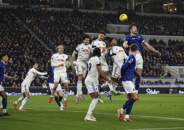 Everton v Leeds United, FA Premier League 26.01.26 Everton v Leeds United, FA Premier League Bradley Ormesher The Times 024 024James Tarkowski of Everton Flickson a corner  Copyright: xBradleyxOrmesherx NINTCHDBPICT001054372989