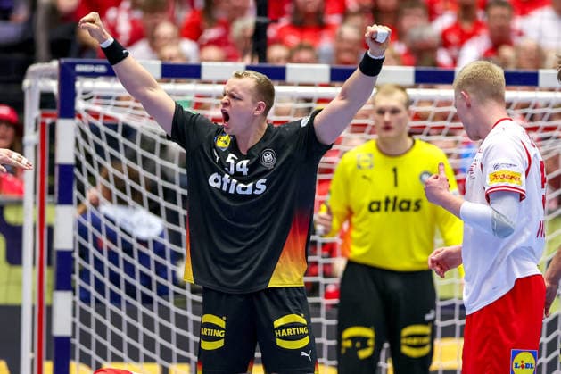 26.01.2026, Handball, Men s EHF EURO 2026, Deutschland - Dänemark, Jyske Bank Boxen in Herning, Dänemark, Main Round: Justus Fischer (Germany 54) jubelnd Dänemark