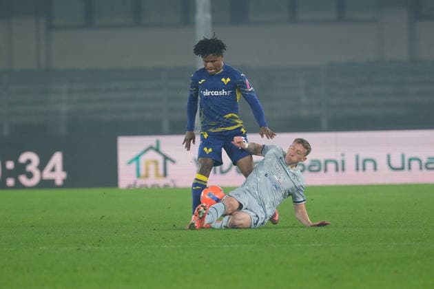 CALCIO - Serie A - Hellas Verona FC VS Udinese Calcio Tackle of Nicolo Bertola of Udinese Calcio during the soccer match between Hellas Verona FC and Udinese Calcio, MD 22 of Serie A Enilive Italian soccer championship 2025 2026 at Marcantonio Bentegodi Stadium on January 26, 2026, Verona, Italy. Verona Italy  Copyright: xIPAxSport ABACAx