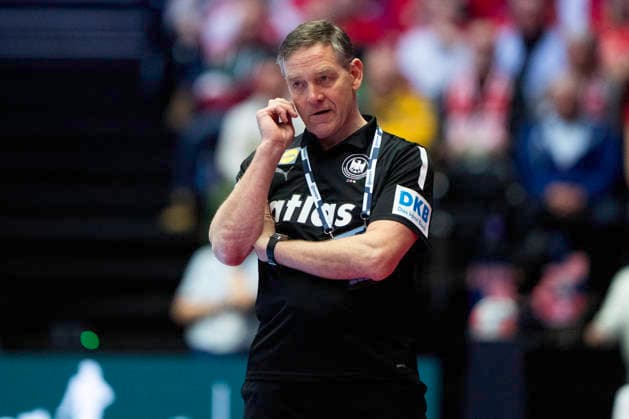 European Men s Handball Championship: Denmark - Germany Germany s national coach Alfred Gislason reacts during the EHF Euro 2026 main round men s handball match between Denmark and Germany at Jyske Bank Boxen in Herning, Monday, January 26, 2026. (Photo: Bo Amstrup Ritzau Scanpix) , Herning Denmark Mors Copyright: BoxAmrstrupx xRitzauxScanpix BoxAmstrupx spdk20260126-222653-L