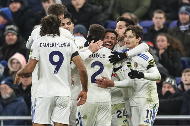 Premier League Everton vs Leeds United James Justin of Leeds United celebrates his goal to make it 0-1 with team mates during the Premier League match Everton vs Leeds United at Hill Dickinson Stadium, Liverpool, United Kingdom, 26th January 2026 (Photo by Alfie Cosgrove News Images) Liverpool Hill Dickinson Stadium Merseyside United Kingdom Copyright: xAlfiexCosgrove NewsxImagesx