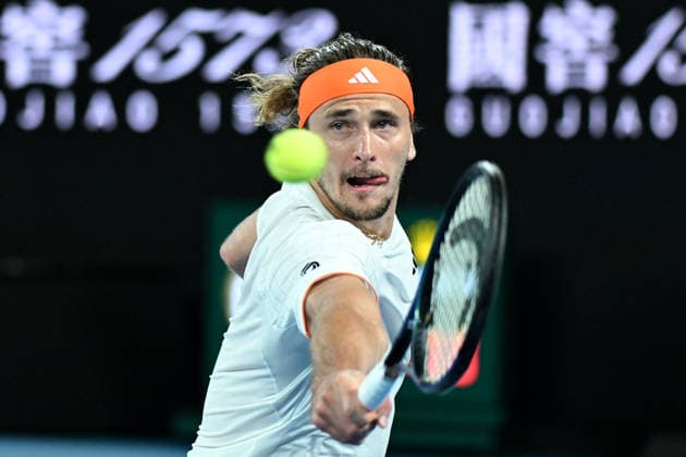 TENNIS AUSTRALIAN OPEN, Alexander Zverev of Germany in action during the Men™s quarter final match against Learner Tien of USA on day 10 of the 2026 Australian Open tennis tournament at Melbourne Park in Melbourne, Tuesday, January 27, 2026. ( NO ARCHIVING MELBOURNE VICTORIA AUSTRALIA  Copyright: xJAMESxROSSx 20260127178047600011