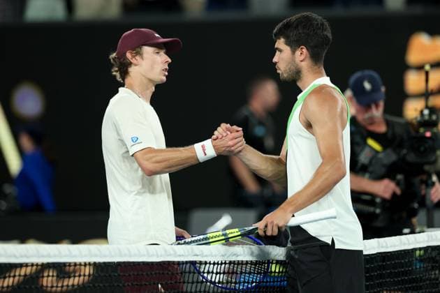 Carlos Alcaraz wins his quarter final match against Alex de Minaur Australian Open tennis tournament, Day Ten, Melbourne Park, Australia - 27 Jan 2026Melbourne Melbourne Park Victoria (VIC) Australia  Copyright: xRachelxBach Shutterstockx 16403663hg