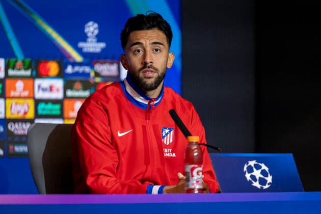 Atletico de Madrid Training Session And press conference, PK, Pressekonferenz - UEFA Champions League 2025 26 League Phase MD8 Nico Gonzalez of Atletico de Madrid speaks during the press conference ahead of the UEFA Champions League 2025 26 match against FK Bodo Glimt at Estadio Riyadh Air Metropolitano on January 27, 2026 in Madrid, Spain. Madrid Estadio Riyadh Air Metropolitano Madrid Spain Copyright: xAlbertoxGardinx AGardin_20260127_Foot_Cham_AtlMad_PC_0184