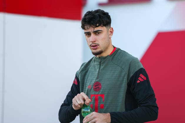 Aleksandar Pavlovic (FC Bayern Muenchen, 45), GER, Abschlusstraining, FC Bayern Muenchen, Fussball, UEFA Champions League, Liga-Phase, 8. Spieltag, Saison 2025 2026, 27.01.2026, GER, Abschlusstraining, FC Bayern Muenchen, Fussball, UEFA Champions League, Liga-Phase, 8. Spieltag, Saison 2025 2026, 27.01.2026 Muenchen Copyright: xEibner-Pressefoto JennixMaulx EP_JML