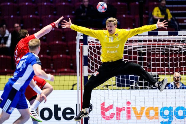 260127 Goalkeeper Viktor Hallgrimsson of Iceland during the EHF European Handball Championship main round match between Switzerland and Iceland on January 27, 2026 in Malmö. Photo: Petter Arvidson BILDBYRAN kod PA PA1140 handball handboll handball handbolls-em 2026 schweiz island ehf european handball championship switzerland iceland bbeng Copyright: PETTERxARVIDSON BB260127PA008