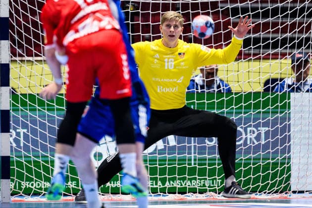 260127 Goalkeeper Viktor Hallgrimsson of Iceland during the EHF European Handball Championship main round match between Switzerland and Iceland on January 27, 2026 in Malmö. Photo: Petter Arvidson BILDBYRAN kod PA PA1140 handball handboll handball handbolls-em 2026 schweiz island ehf european handball championship switzerland iceland bbeng Copyright: PETTERxARVIDSON BB260127PA032