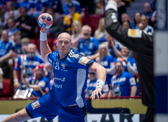 MALMÖ 2026-01-27 Iceland™s Arnar Arnarsson in action during the 2026 EHF European Men s Handball Championship (the EHF Euro 2026) main round match between Switzerland and Iceland at the Malmö Arena, in Malmö, Sweden, on January 27, 2026. MALMÖ SWEDEN x50090x