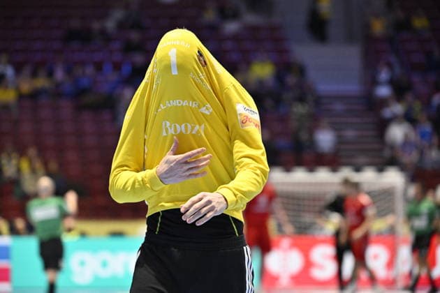 MALMÖ, SWEDEN 20260127 Iceland s Björgvin Pall Gustavsson leaves the pitch after the first half of the 2026 EHF European Men s Handball Championship (the EHF Euro 2026) main round match between Switzerland and Iceland at Malmö Arena, in Malmö, Sweden, on January 27, 2026. MALMÖ SWEDEN x50090x