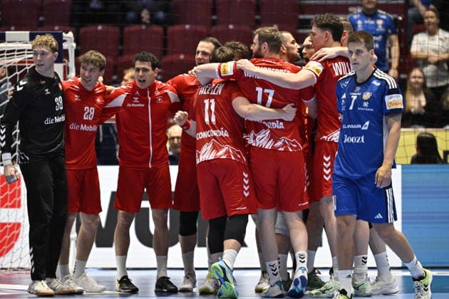 MALMÖ, SVERIGE 20260127 Swiss players celebrate after the 2026 EHF European Men s Handball Championship (the EHF Euro 2026) main round round match between Switzerland and Iceland at Malmö Arena, in Malmö, Sweden, on January 27, 2026. MALMÖ SVERIGE x50090x