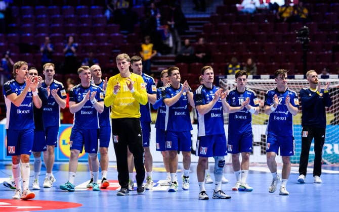 260127 Players of Iceland looks dejected after the EHF European Handball Championship main round match between Switzerland and Iceland on January 27, 2026 in Malmö. Photo: Petter Arvidson BILDBYRAN kod PA PA1140 handball handboll handball handbolls-em 2026 schweiz island ehf european handball championship switzerland iceland bbeng depp Copyright: PETTERxARVIDSON BB260127PA045