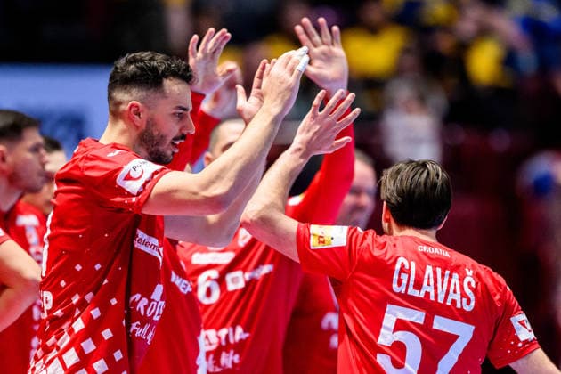 260127 Zvonimir Srna and Filip Glavas of Croatia celebrate during the EHF European Handball Championship main round match between Slovenia and Croatia on January 27, 2026 in Malmö. Photo: Petter Arvidson BILDBYRAN kod PA PA1141 handball handboll handball handbolls-em 2026 slovenien slovenia croatia kroatien ehf european handball championship bbeng grappa33 jubel Copyright: PETTERxARVIDSON BB260127PA087