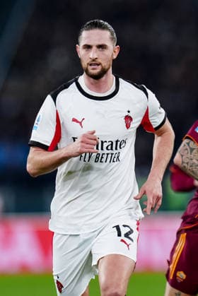 AS Roma v AC Milan - Serie A Enilive Adrien Rabiot of AC Milan looks on during the Serie A Enilive match between AS Roma and AC Milan at Stadio Olimpico on January 25, 2026 in Rome, Italy. Rome Stadio Olimpico Lazio Italy Copyright: xGiuseppexMaffiax 260125_SERIEA_Roma-Milan_GM_04912
