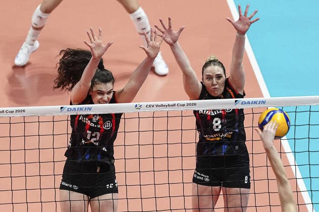 Galatasaray Daikin v Allianz MTV Stuttgart - Women s CEV Cup ISTANBUL, TURKIYE - JANUARY 27: Eleanor Joyce Holthaus (8) and Lucia Varela Gomez (12) of Allianz MTV Stuttgart in action during the Women s CEV Cup play-off round first match between Galatasaray Daikin and Allianz MTV Stuttgart at Burhan Felek Vestel Volleyball Hall in Istanbul, Turkiye on January 27, 2026. Agit Erdi Ulukaya Anadolu Istanbul Turkey. Editorial use only. Please get in touch for any other usage.  Copyright: x2026xAnadoluxAgitxErdixUlukayax