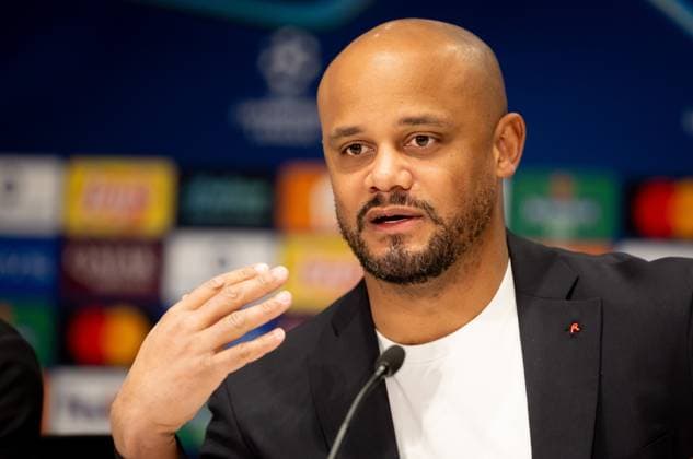 EINDHOVEN - Bayern Munich coach Vincent Kompany during a press conference, PK, Pressekonferenz at the Philips Stadium on the day before the Champions League match against Bayern Munich. IRIS VAN DEN BROEK ANP xVIxANPxSportx xxANPxIVx 548798006 originalFilename: 548798006.jpg
