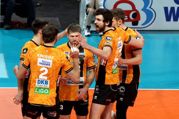 DEU, Champions League, BR Volleys vs. VK Lvi Prag, 27.01.2026, Max-Schmeling-Halle, Berlin, DEU, Champions League, BR Volleys vs. VK Lvi Prag, im Bild BR Volleys-Spielerkreis