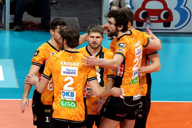 DEU, Champions League, BR Volleys vs. VK Lvi Prag, 27.01.2026, Max-Schmeling-Halle, Berlin, DEU, Champions League, BR Volleys vs. VK Lvi Prag, im Bild BR Volleys-Spielerkreis