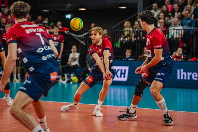 Volleyball Herren CEV Champions League 2026 SVG Lüneburg vs. Asseco Resovia Rzeszow 27.01.2026 Daniel Gruvaeus ( 2 SVG Lüneburg) bei der Annahme