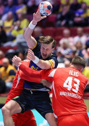 Sweden v Hungary - MenÂ s EHF EURO 2026 MALMO, SWEDEN - JANUARY 27: Jonathan Carlsbogard of Sweden in action during the Men s EHF Euro 2026 match between Sweden adn Hungary at Malmo Arena on January 27, 2026 in Malmo, Sweden.  SanjinxStrukic PIXSELL