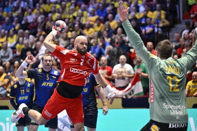 MALMÖ, SWEDEN 20260127 Hungary s Adrian Sipos scores during the 2026 EHF European Men s Handball Championship (the EHF Euro 2026) main round round match between Sweden and Hungary on Janyary 27, 2026. MALMÖ SWEDEN x50090x