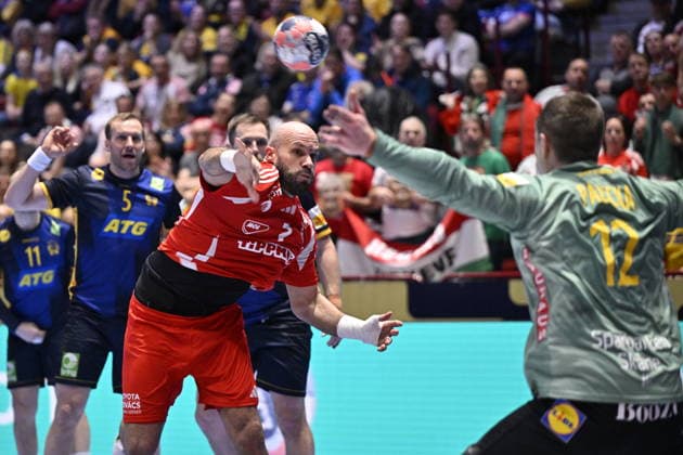 MALMÖ, SWEDEN 20260127 Hungary s Adrian Sipos scores during the 2026 EHF European Men s Handball Championship (the EHF Euro 2026) main round round match between Sweden and Hungary on Janyary 27, 2026. MALMÖ SWEDEN x50090x