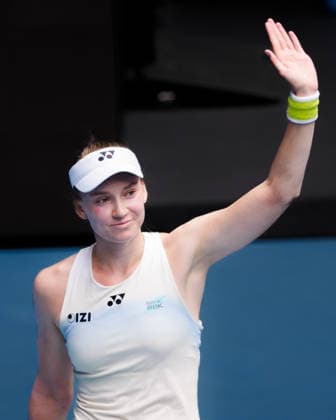January 28, 2026: 5th seed ELENA RYBAKINA of Kazakhstan in action against 2nd seed IGA SWIATEK of Poland on Rod Laver Arena in a Women s Singles Quarterfinals match on day 11 of the 2026 Australian Open in Melbourne, Australia. Cal Media..January 28, 2026: 2nd seed IGA SWIATEK of Poland in action against 5th seed ELENA RYBAKINA of Kazakhstan on Rod Laver Arena in a Women s Singles Quarterfinals match on day 11 of the 2026 Australian Open in Melbourne, Australia. Cal Sport Media Melbourne Australia - ZUMAc04_ 20260128_faf_c04_001 Copyright: xSydneyxLowx