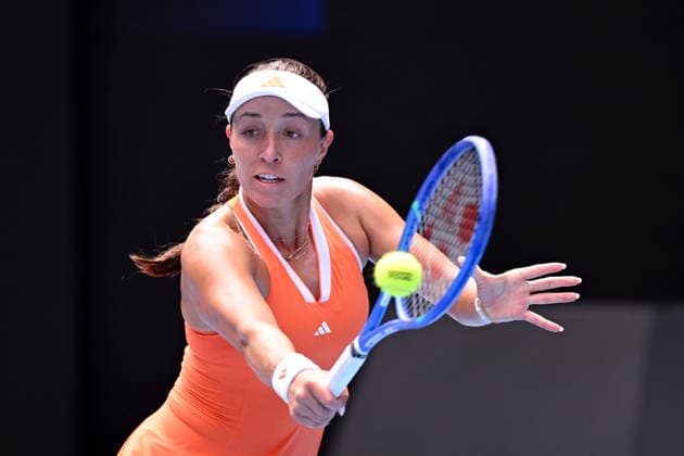 TENNIS AUSTRALIAN OPEN, Jessica Pegula of the USA in action during the women™s quarterfinals against Amanda Anisimova of the USA on day 11 of the 2026 Australian Open tennis tournament at Melbourne Park in Melbourne, Wednesday, January 28, 2026. ( NO ARCHIVING MELBOURNE VICTORIA AUSTRALIA  Copyright: xJAMESxROSSx 20260128197989899112