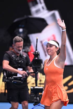 TENNIS AUSTRALIAN OPEN, Jessica Pegula of the USA celebrates her win in the women™s quarterfinals against Amanda Anisimova of the USA on day 11 of the 2026 Australian Open tennis tournament at Melbourne Park in Melbourne, Wednesday, January 28, 2026. ( NO ARCHIVING MELBOURNE VICTORIA AUSTRALIA  Copyright: xJAMESxROSSx 20260128180408444238