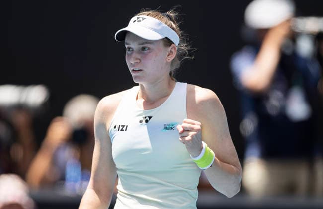 (260128) -- MELBOURNE, Jan. 28, 2026 -- Elena Rybakina celebrates scoring during the women s singles quarterfinal match between Elena Rybakina of Kazakhstan and Iga Swiatek of Poland at the Australian Open tennis tournament in Melbourne, Australia, Jan. 28, 2026. (Photo by Xinhua) (SP)AUSTRALIA-MELBOURNE-TENNIS-AUSTRALIAN OPEN-WOMEN S SINGLES-QUARTERFINALS HuxJingchen 