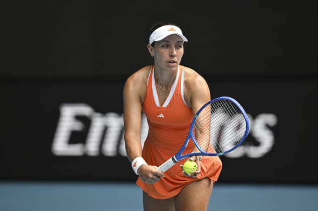 Australian Open 2026 MELBOURNE, AUSTRALIA - JANUARY 28: USA s Jessica Pegula s in action against Amanda Anisimova of USA (not seen) during the Quarterfinals at the Australian Open grand slam tennis tournament at Melbourne Park in Melbourne, Australia on January 28, 2026 Mark Avellino Anadolu Melbourne Australia. Editorial use only. Please get in touch for any other usage.  Copyright: x2026xAnadoluxMarkxAvellinox