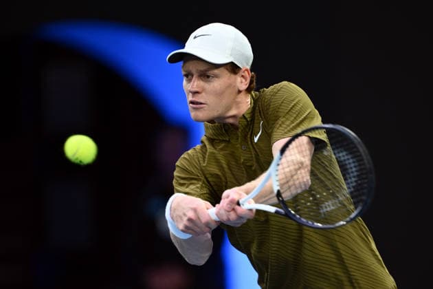 TENNIS AUSTRALIAN OPEN, Jannik Sinner of Italy in action during his men™s Quarterfinal against Ben Shelton of the USA on day 11 of the 2026 Australian Open tennis tournament at Melbourne Park in Melbourne, Wednesday, January 28, 2026. ( NO ARCHIVING MELBOURNE VICTORIA AUSTRALIA  Copyright: xJOELxCARRETTx 20260128174348142595