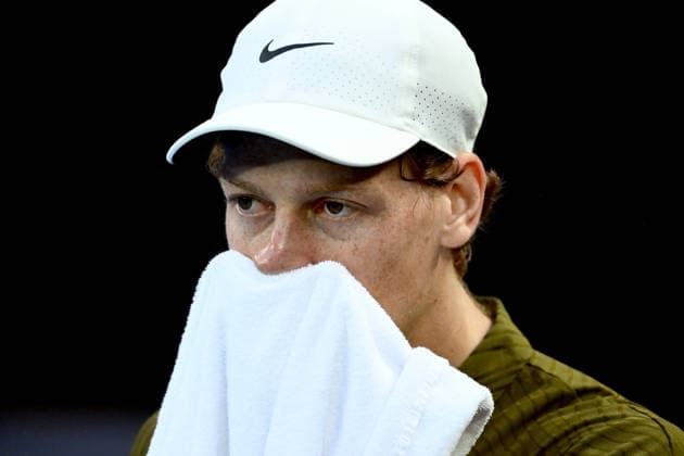 TENNIS AUSTRALIAN OPEN, Jannik Sinner of Italy during his men™s Quarterfinal against Ben Shelton of the USA on day 11 of the 2026 Australian Open tennis tournament at Melbourne Park in Melbourne, Wednesday, January 28, 2026. ( NO ARCHIVING MELBOURNE VICTORIA AUSTRALIA  Copyright: xJOELxCARRETTx 20260128119763770805