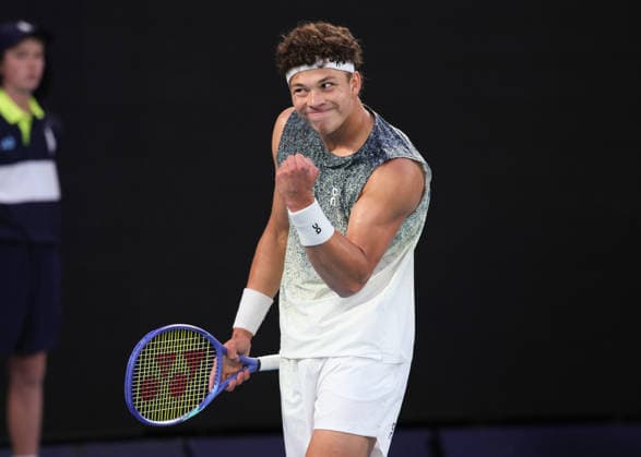 Ben Shelton macht die Faust und jubelt,Jubel, Freude,Emotion, Australian Open 2026 Melbourne Park, Melbourne, Victoria, Australia.. Copyright: xJuergenxHasenkopfx
