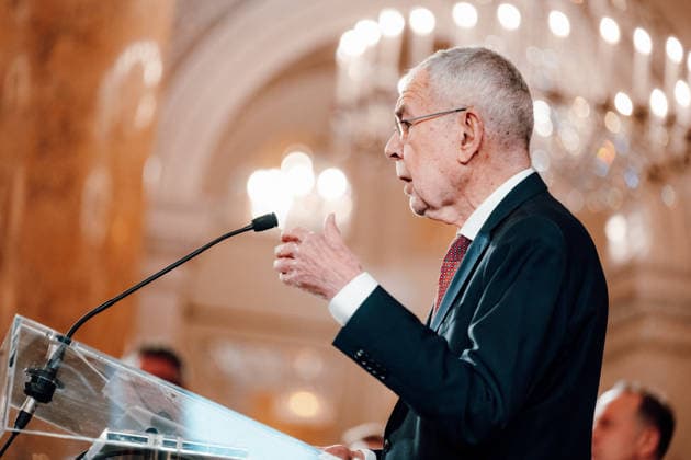 OLYMPICS - Winter Olympic Games, Olympische Spiele, Olympia, OS Milano Cortina 2026 VIENNA,AUSTRIA,28.JAN.26 - OLYMPICS - Winter Olympic Games Milano Cortina 2026, preview, Vereidigung Olympic Team Austria. Image shows president Alexander Van Der Bellen.  GEPAxpictures xAlexanderxSolc