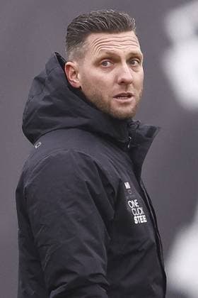DEVENTER , 28-01-2026 , Stadium De Adelaarshorst , season 2025 2026 , UEFA Europa League League phase . Training before the Europa League match between Go Ahead Eagles and SC Braga, Picture shows GA Eagles trainer coach Melvin Boel Training before Go Ahead Eagles - Braga  x201132214x Copyright: