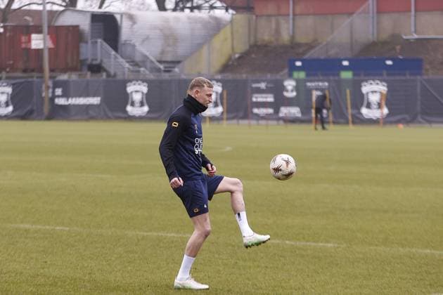 DEVENTER , 28-01-2026 , Stadium De Adelaarshorst , season 2025 2026 , UEFA Europa League League phase . Training before the Europa League match between Go Ahead Eagles and SC Braga, Picture shows GA Eagles player Joris Kramer Training before Go Ahead Eagles - Braga  x201132240x Copyright: